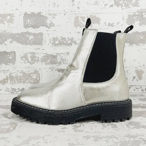 New Sam Edelman Laguna Silver Leather Pull On Chelsea Boots O105