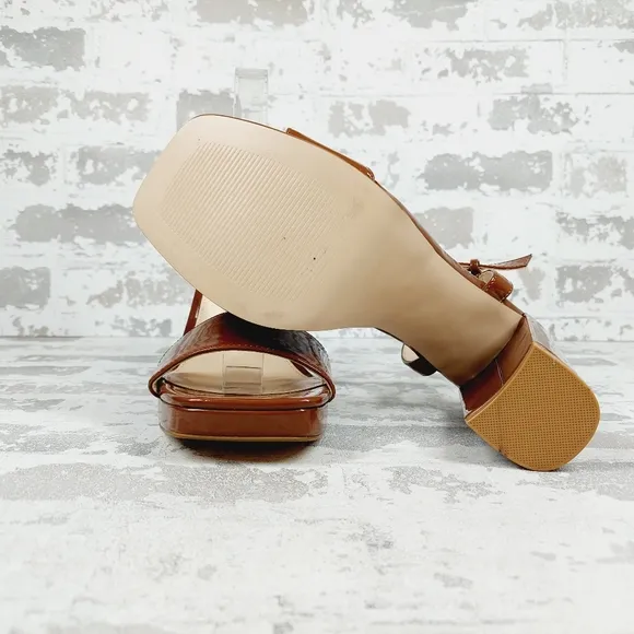 NEW  Steve Madden Persepolis Cognac Patent Ankle Strap Heeled Sandals D482