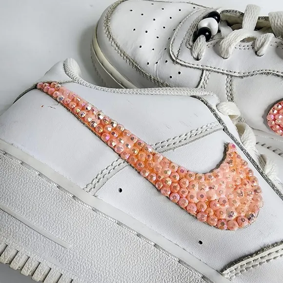 Nike Air Force 1 AF1 Sneakers White w Custom Pink Rhinestone Swoosh Size 7Y