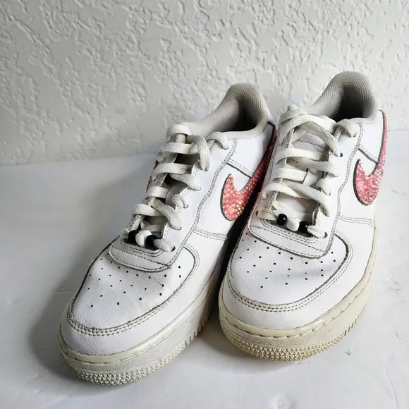 Nike Air Force 1 AF1 Sneakers White w Custom Pink Rhinestone Swoosh Size 7Y