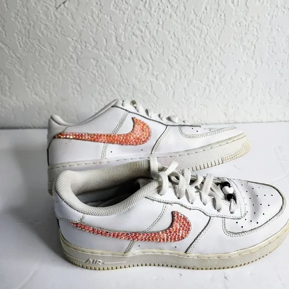 Nike Air Force 1 AF1 Sneakers White w Custom Pink Rhinestone Swoosh Size 7Y