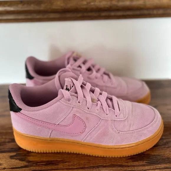 Nike Airforce 1 pink canvas 4.5Y (6.5W)