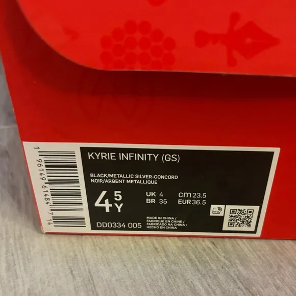 Nike Kyrie Infinity (GS)Black Metallic Silver concord High Top Sneakers Youth