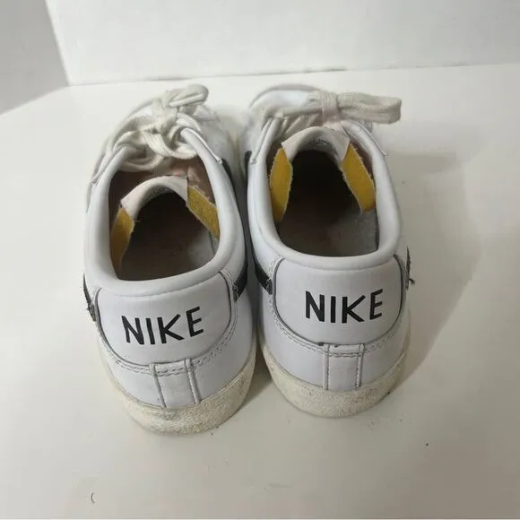 Nike Men’s Blazer Low '77 Vintage 'White Black' DA6364-101 Sneakers Size 7.5