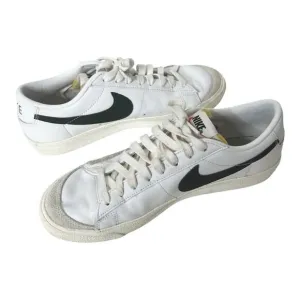 Nike Men’s Blazer Low '77 Vintage 'White Black' DA6364-101 Sneakers Size 7.5