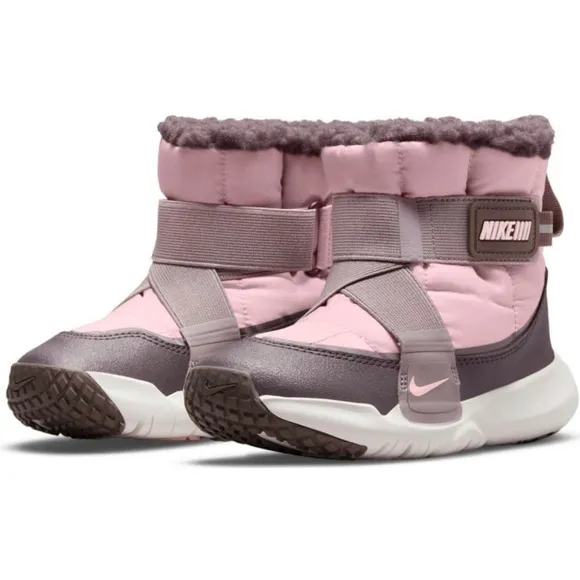 NIKE slip on snow boots