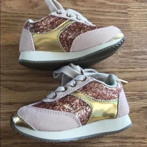NWOT Joyfolie Rose Gold Pink Sneakers