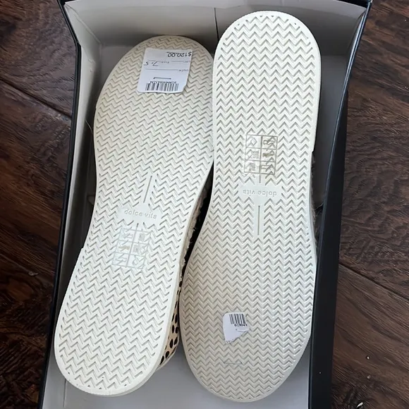 NWT!  Dolce Vita leopard shoes, size women’s 7.5