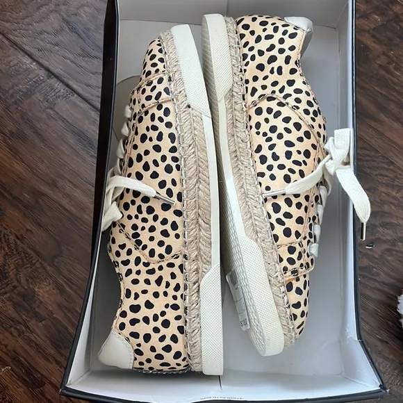NWT!  Dolce Vita leopard shoes, size women’s 7.5