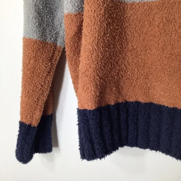 NWT TS sweater women soft small Colorblock