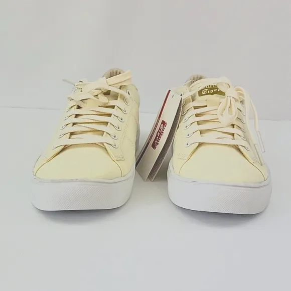 Onitsuka Tiger Lawnship 2.0 Sneaker Cream Size 4.5