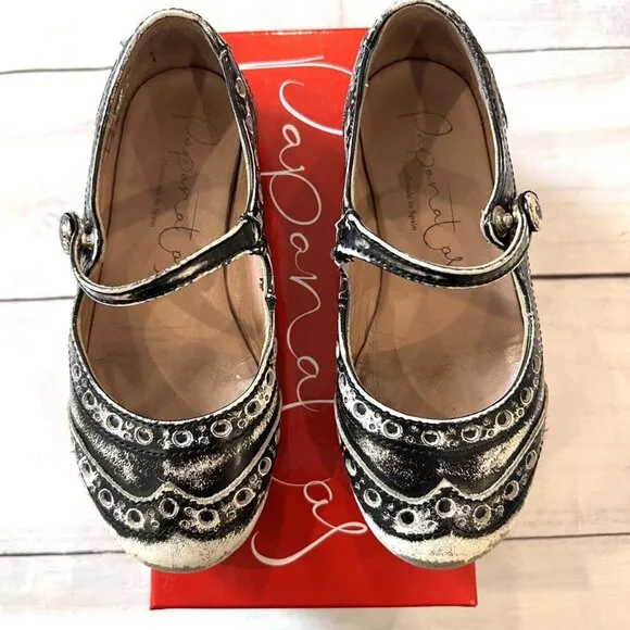 Papanatas By Eli Black &amp; White Brushed Wingtip Shoes