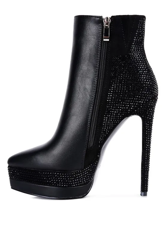 Platform Set High Heeled Ankle Boot