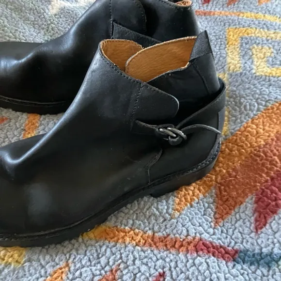 Polo Ralph Lauren Black Leather Ankle Boots (Fleetlands) with strap size 13D