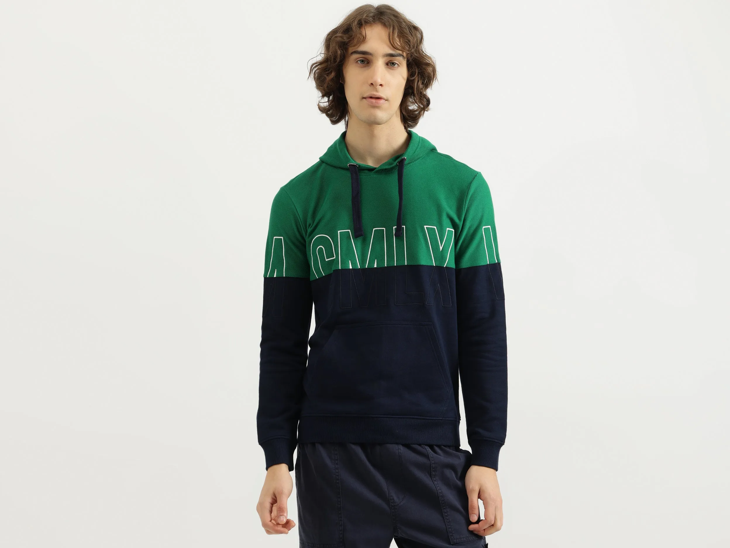 Regular Fit Hooded Neck Colorblock Sweatshirt