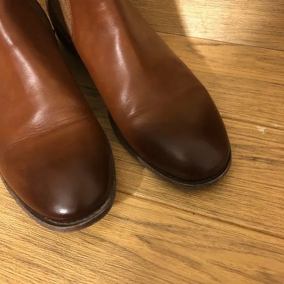 Robert Wayne men cognac brown Chelsea boots, 11.5