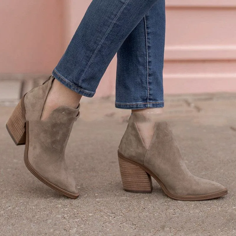 Serpentine Side Zipper With Coarse-heeled Pointed Martin Boots