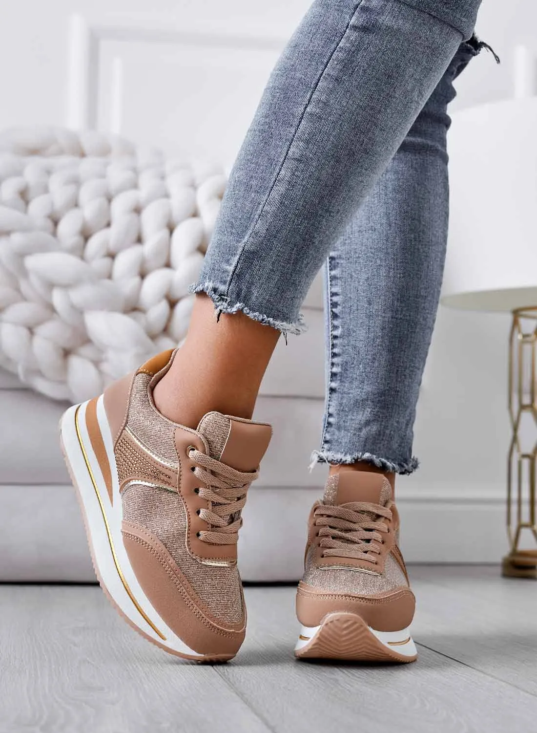 Sneakers fango con inserti glitter