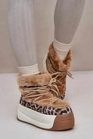 Snow boots