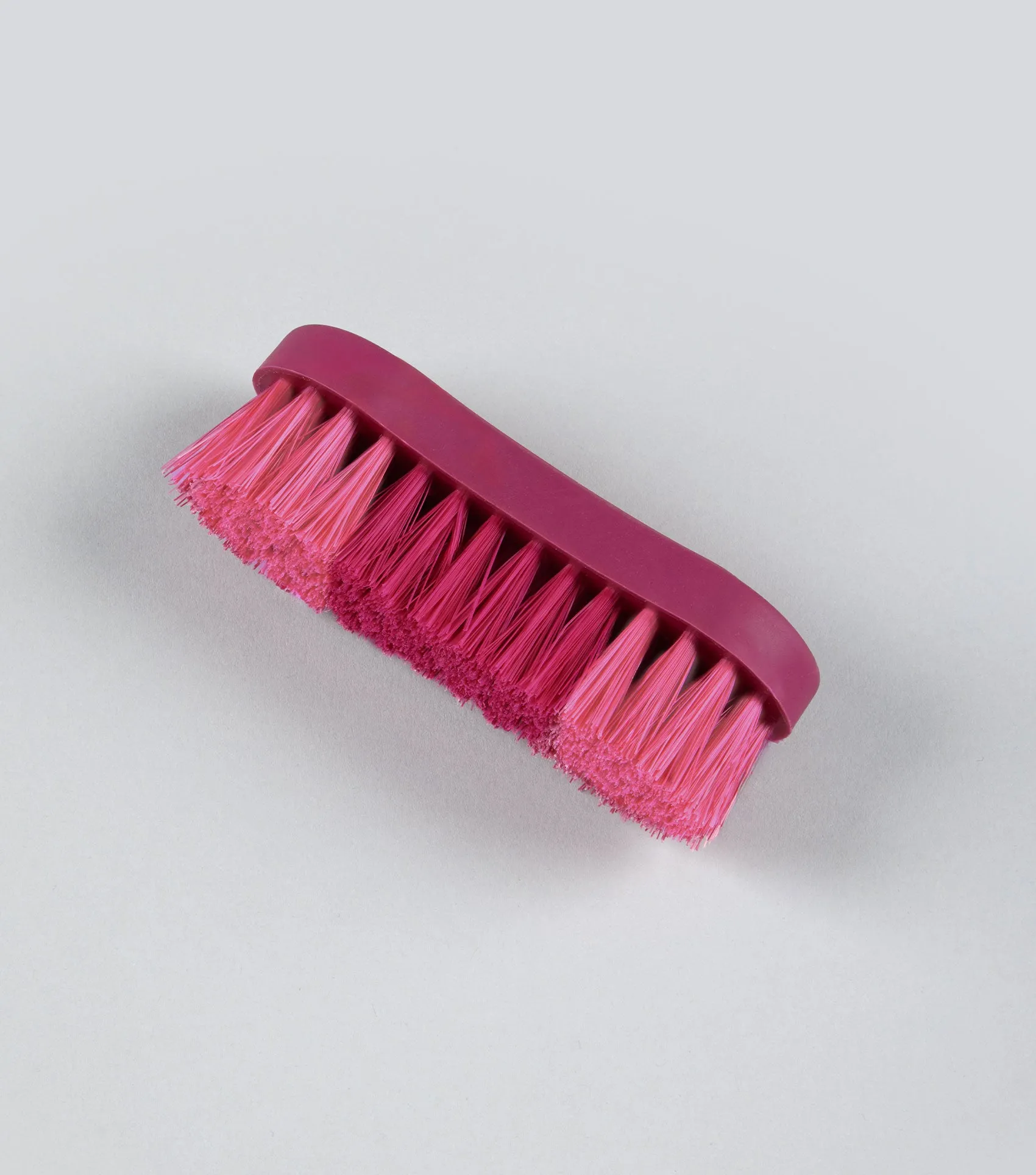 Soft-Touch Face Brush Wine & Fuchsia