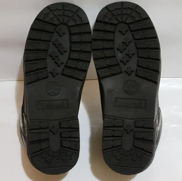 Timberland Black Chukka Field Boots Size 2.5 Youth