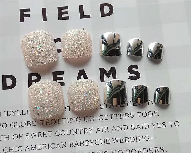 Toe Nails Sparkle Sliver
