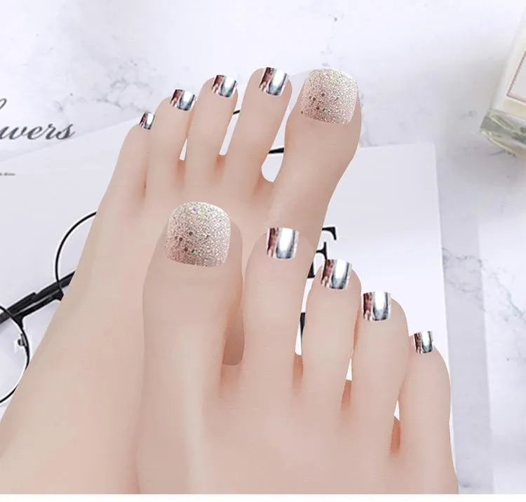 Toe Nails Sparkle Sliver
