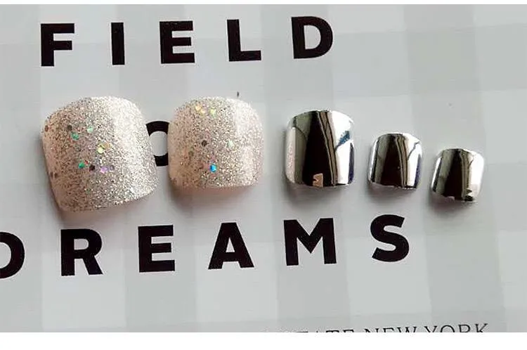 Toe Nails Sparkle Sliver