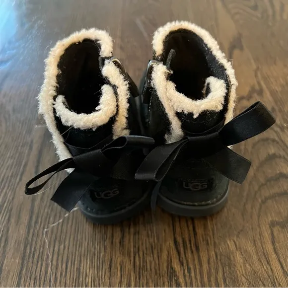 UGG Cecily Black Zippered Ankle Boots with Bow