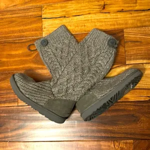 UGG CLASSIC KIDS Gray Knit Tall Boots