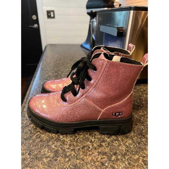 UGG - KIDS ASHTON LACE UP GLITTER ANKLE BOOTS