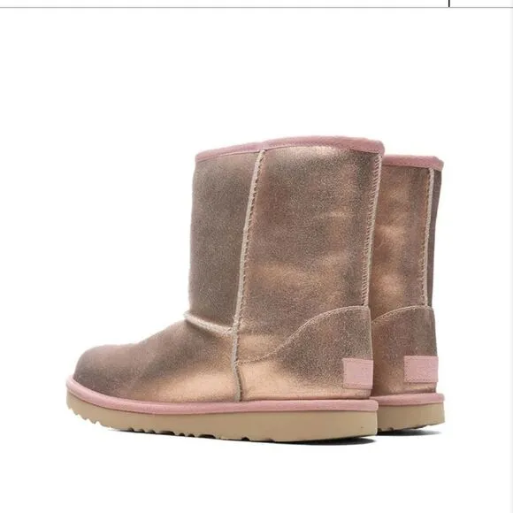 UGG Kids CLASSIC II BOOT METALLIC GLITTER - ROSE GOLD Size 7 or Women’s 8 or 9