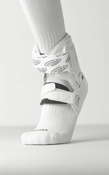 Ultra Zoom Ankle Brace