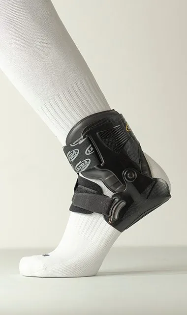 Ultra Zoom Ankle Brace