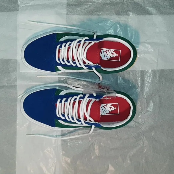 Vans Sneakers, Brand NEW, Women size 7