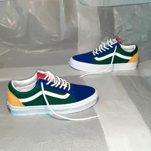 Vans Sneakers, Brand NEW, Women size 7