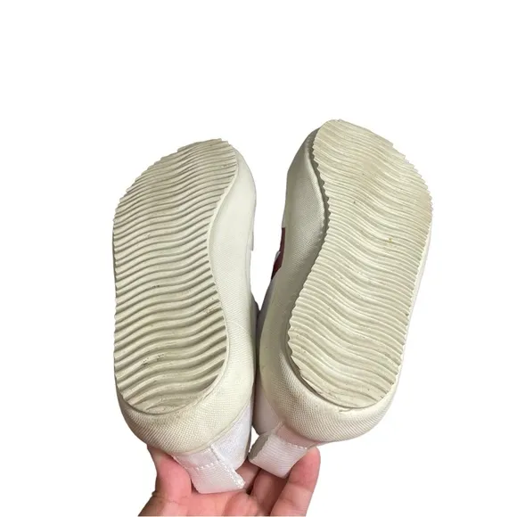 Veja Nova Sneaker (Women)