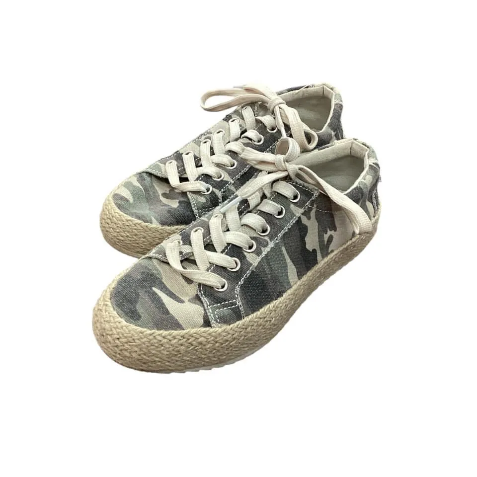 VERY G CAMO ESPADRILLES SNEAKERS (#25) SIZE 7