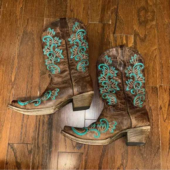 Vintage Real Leather &amp; Turquoise Embroidered Cowgirl Boots