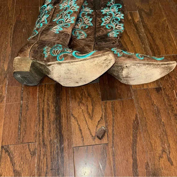 Vintage Real Leather &amp; Turquoise Embroidered Cowgirl Boots