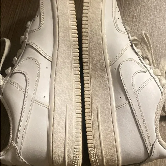 White AF1 Sneakers