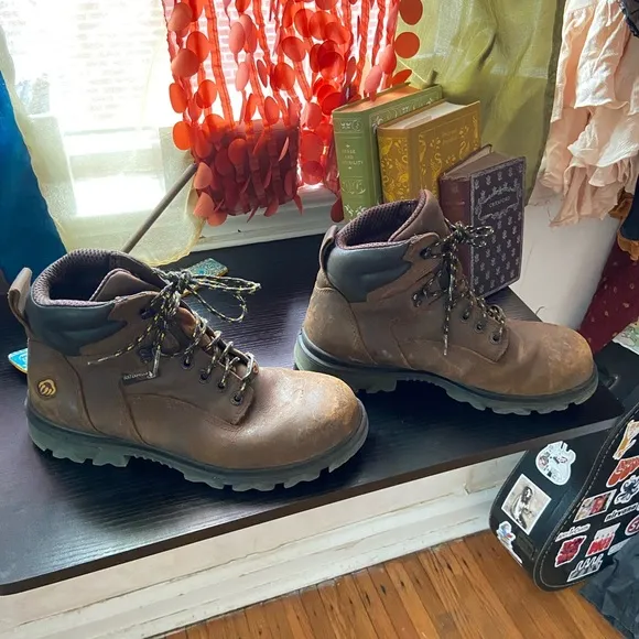 Wolverine carbon toe waterproof leather work boots