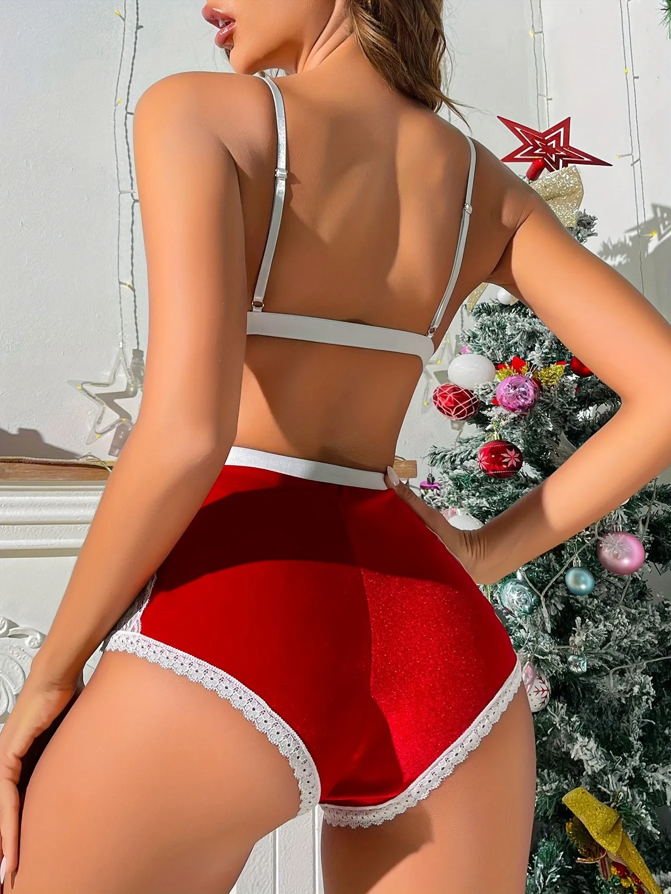 Women's Sexy Contrast Lace Plush Lingerie Set - Bra & Panties for Fall/Winter