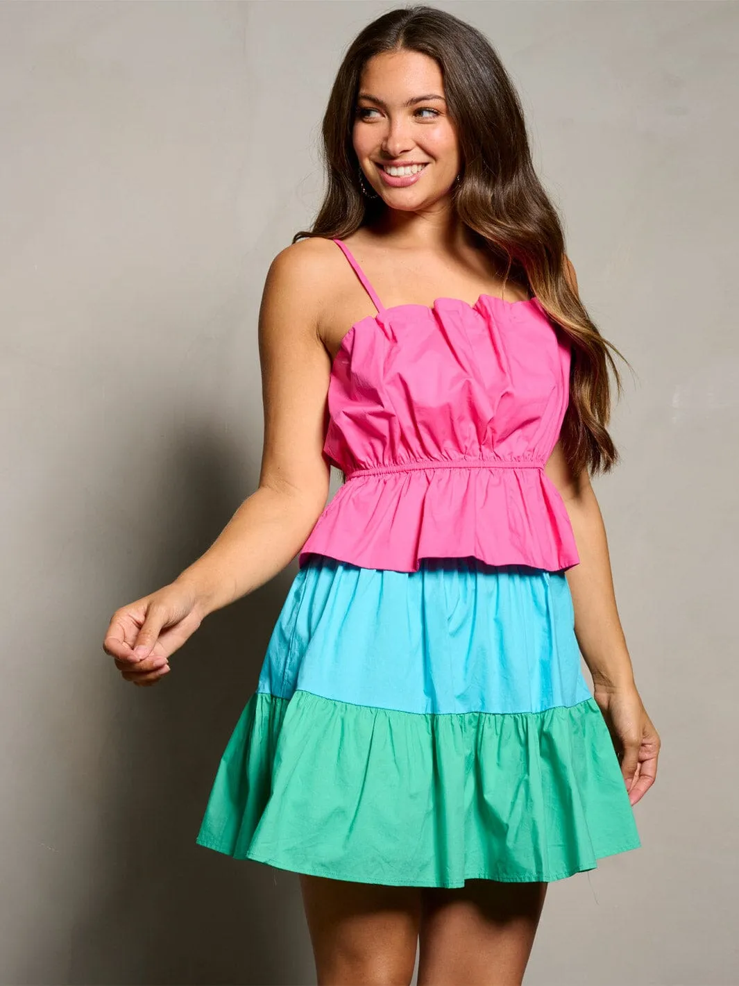 WOMEN'S SLEEVELESS TIERED RUFFLE COLORBLOCK MINI DRESS