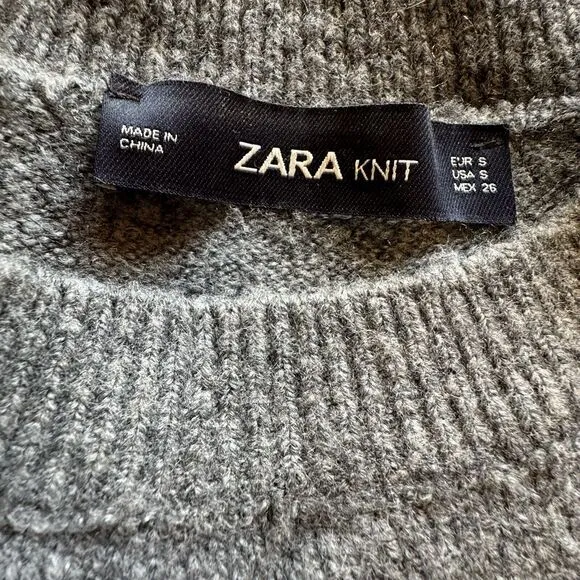 Zara Colorblock Sweater Size Small Beige White Gray Soft Pullover Round Neck